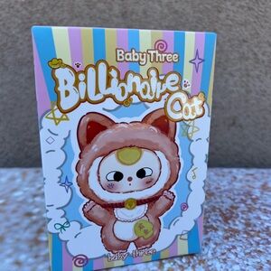 Baby Three Billionaire Cat Figure